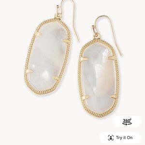 Kendra Scott Elegant Gold and White Earrings